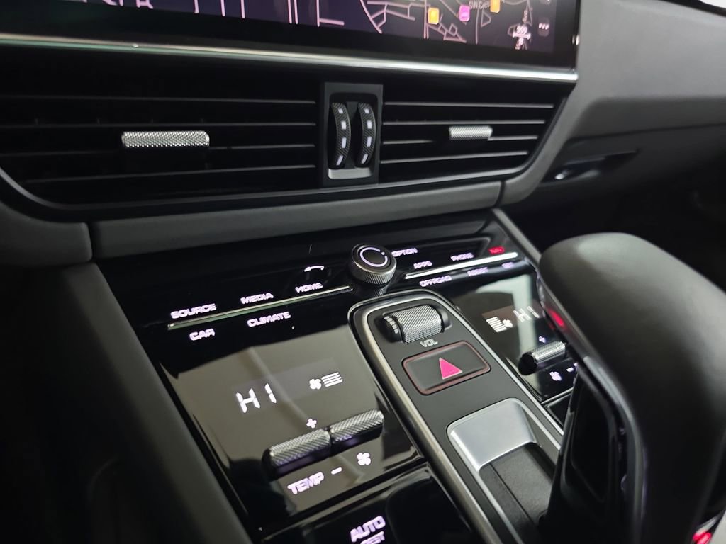 Used 2023 Porsche Cayenne GTS image 27
