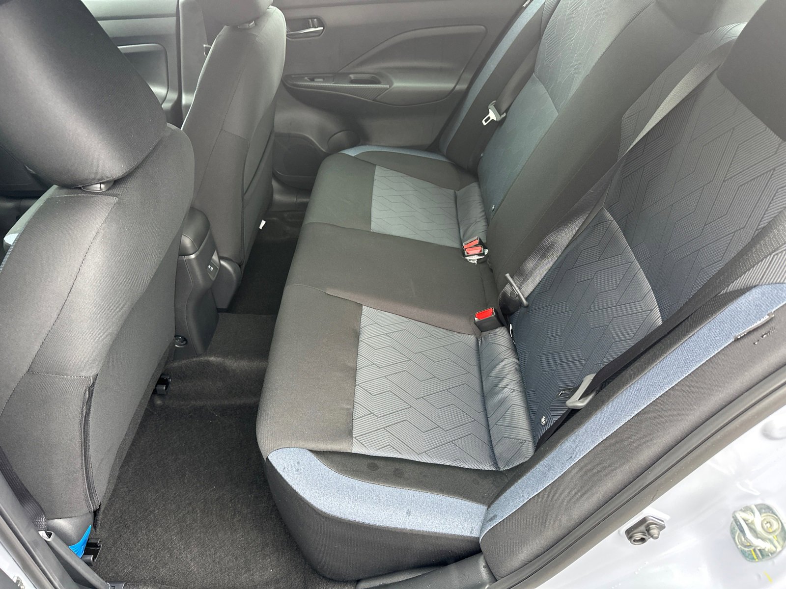 New 2025 Nissan Versa SV w/ Trunk Package image 20