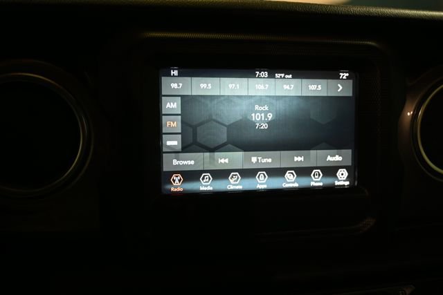 Used 2021 Jeep Wrangler Unlimited Sahara image 36