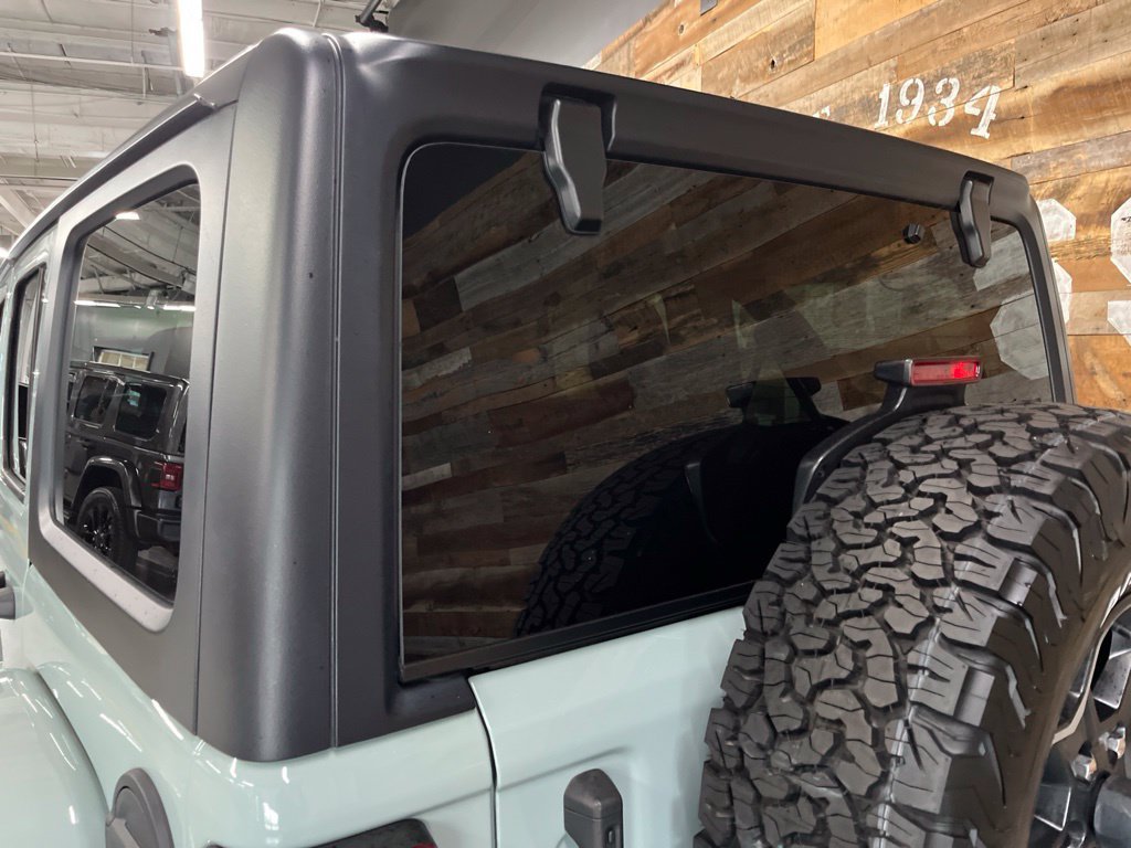 Used 2023 Jeep Wrangler Unlimited Rubicon 4xe w/ Cold Weather Group AWD/4WD image 26