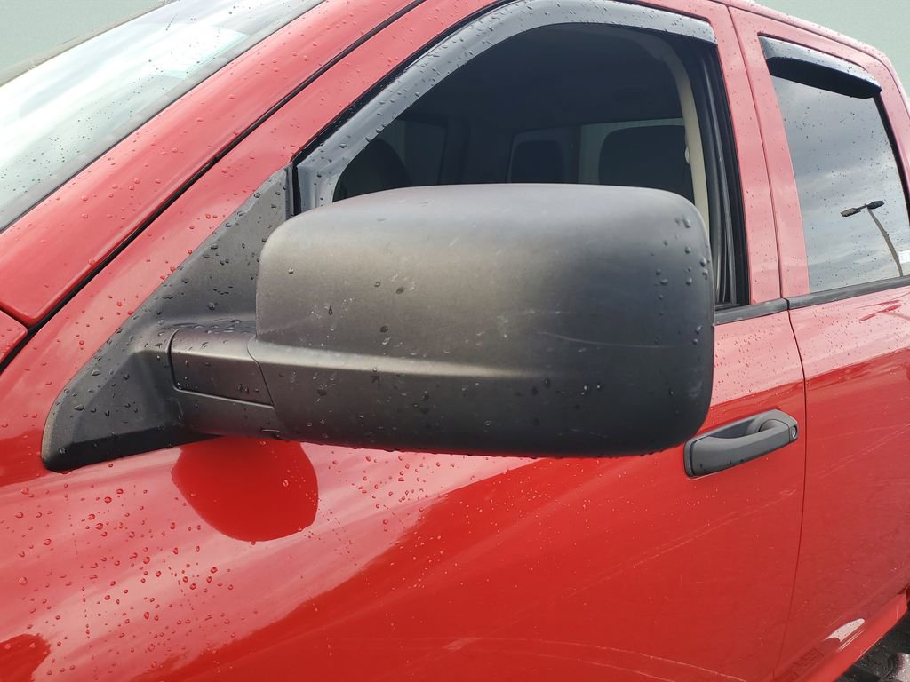 Used 2016 RAM 1500 Express w/ Popular Equipment Group AWD/4WD image 25