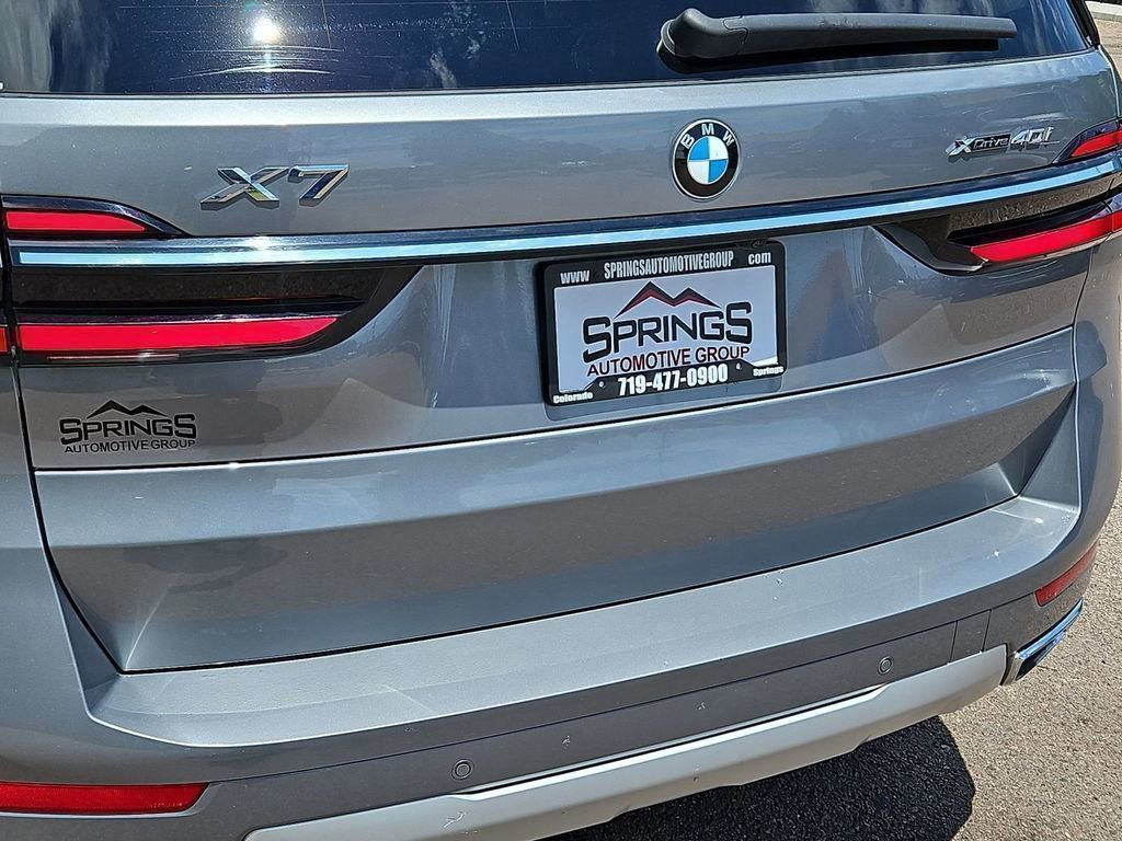 Used 2023 BMW X7 xDrive40i image 21