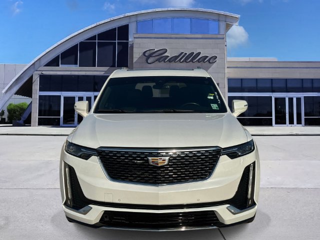 Used 2020 Cadillac XT6 Premium Luxury FWD image 2