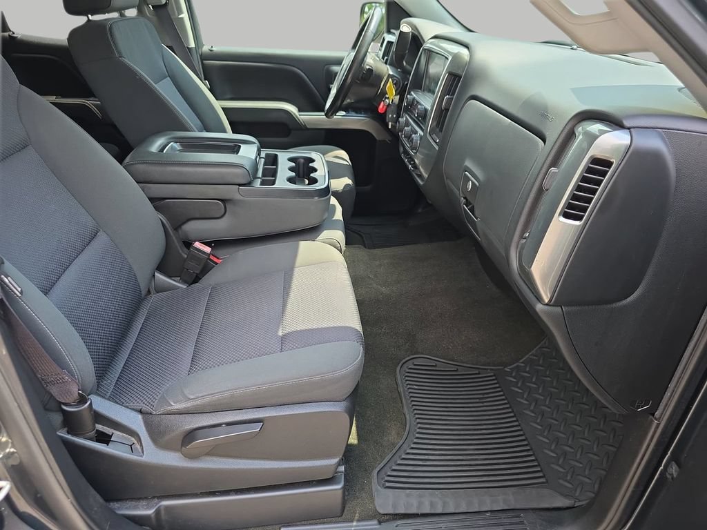 Used 2017 Chevrolet Silverado 1500 LT w/ All Star Edition AWD/4WD image 8