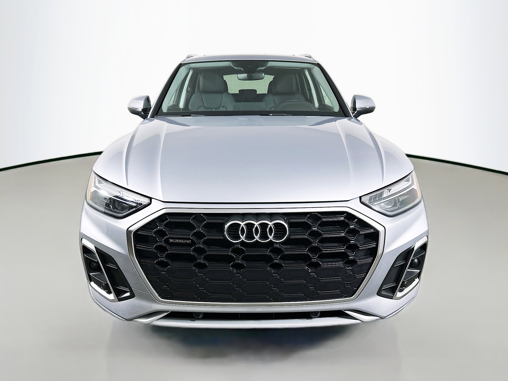 Used 2025 Audi Q5 2.0T Premium image 2