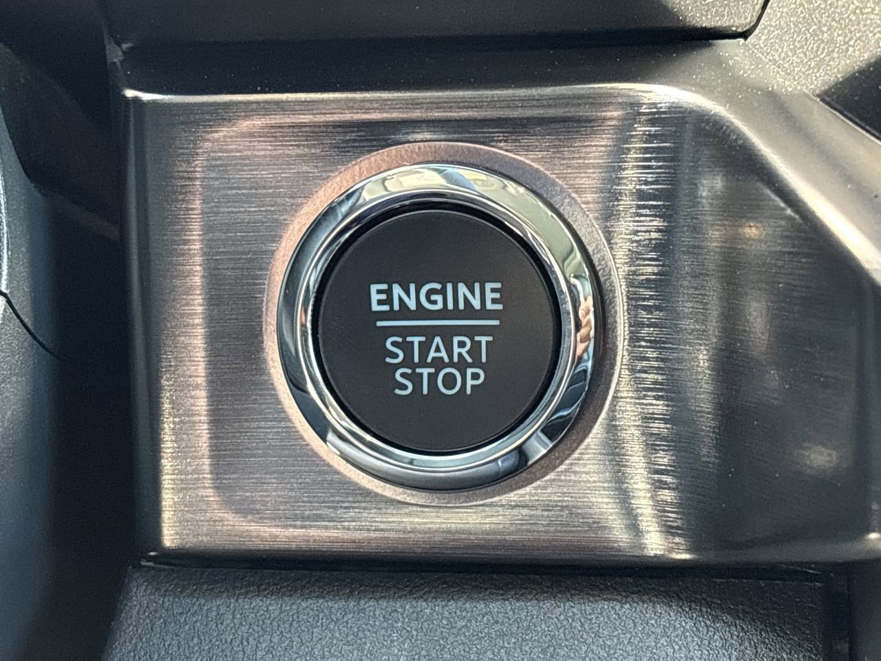 New 2026 Ford F250 Lariat w/ Black Appearance Package image 35