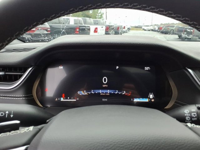 New 2025 Jeep Grand Cherokee Altitude image 15