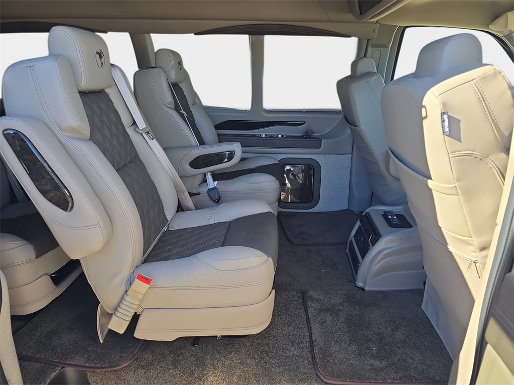 New 2025 GMC Savana 2500 Extended w/ Driver Convenience Package image 11