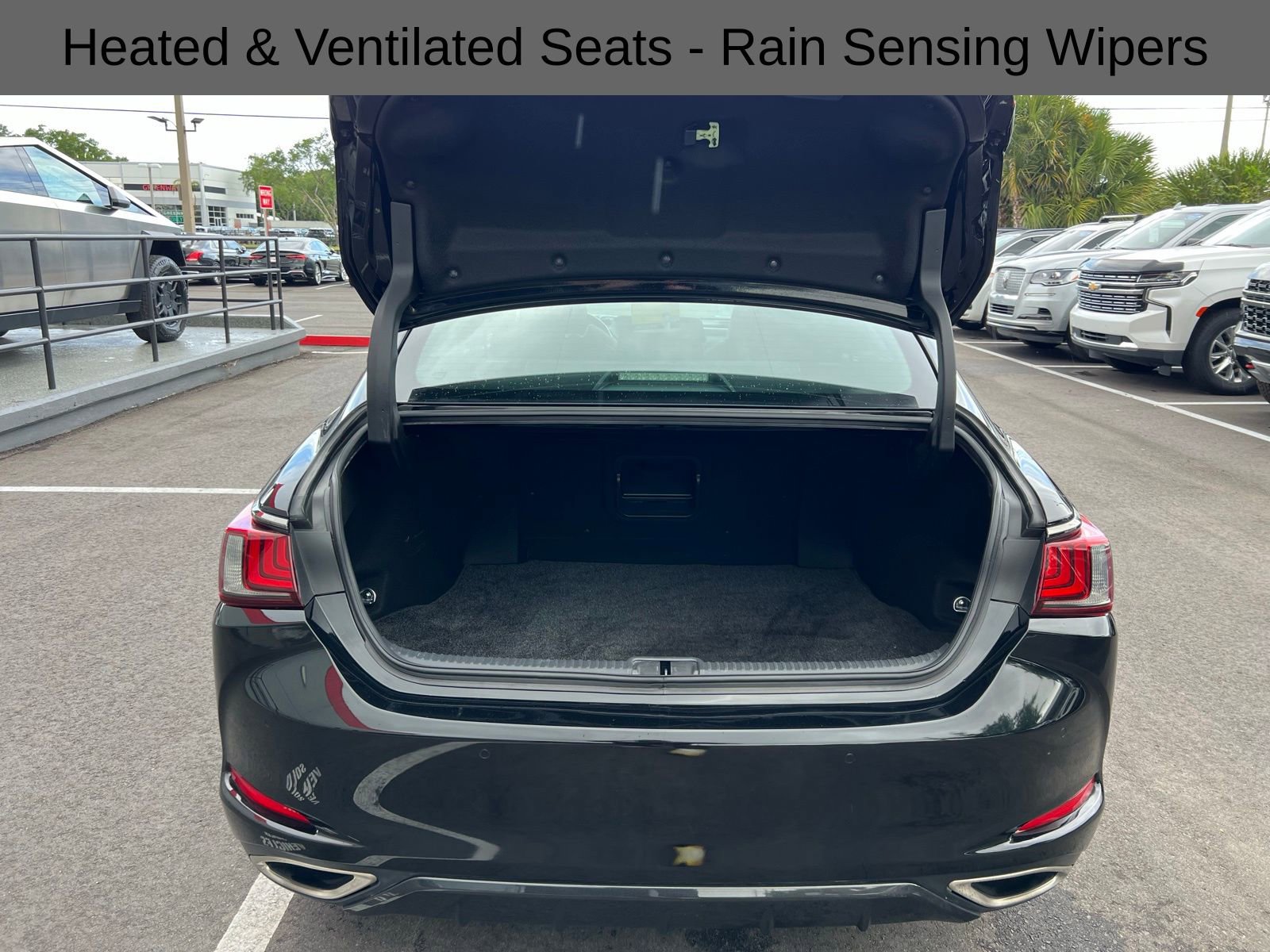 Used 2020 Lexus ES 350 F Sport w/ Accessory Package image 20