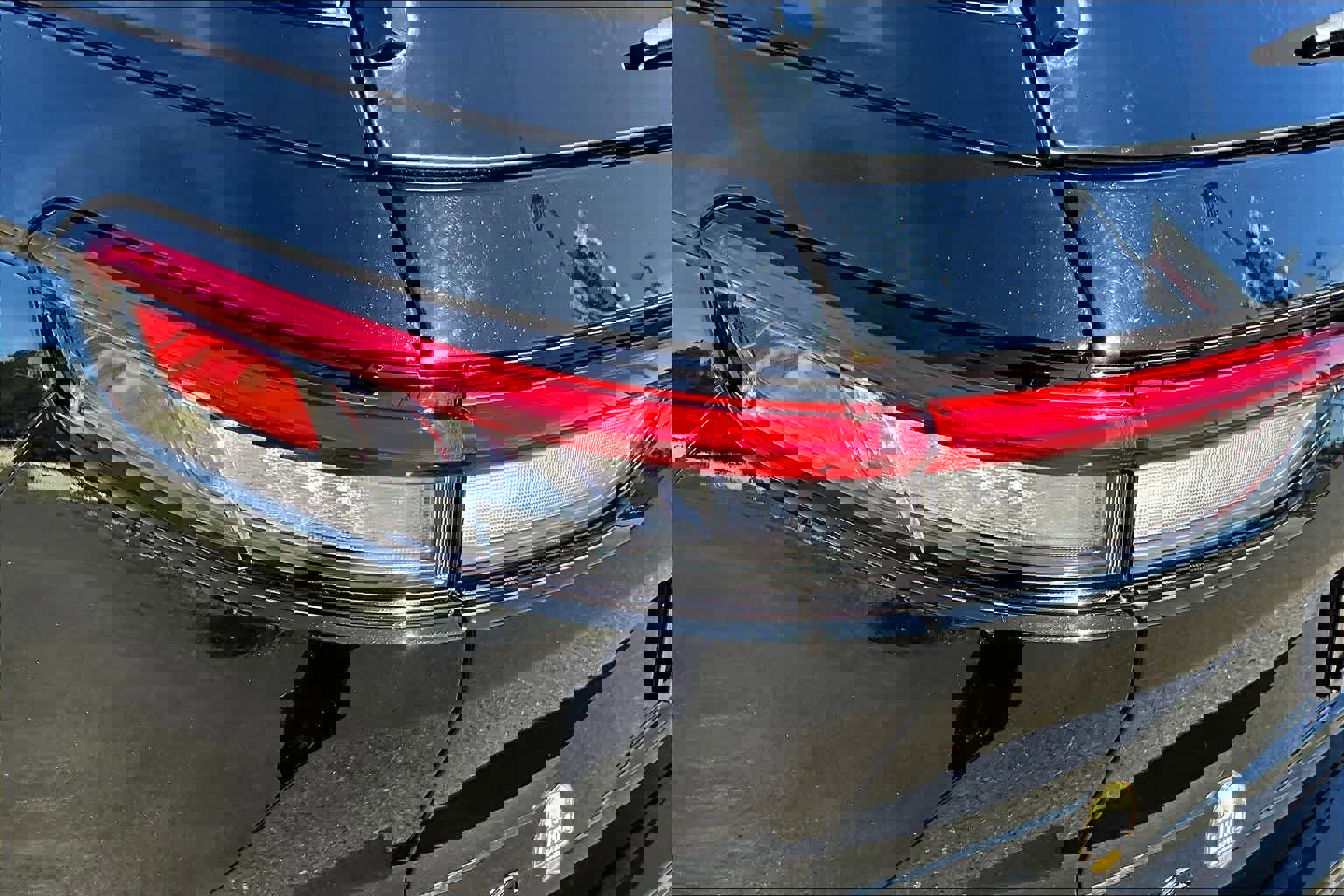 Used 2024 Jeep Grand Cherokee Altitude image 32