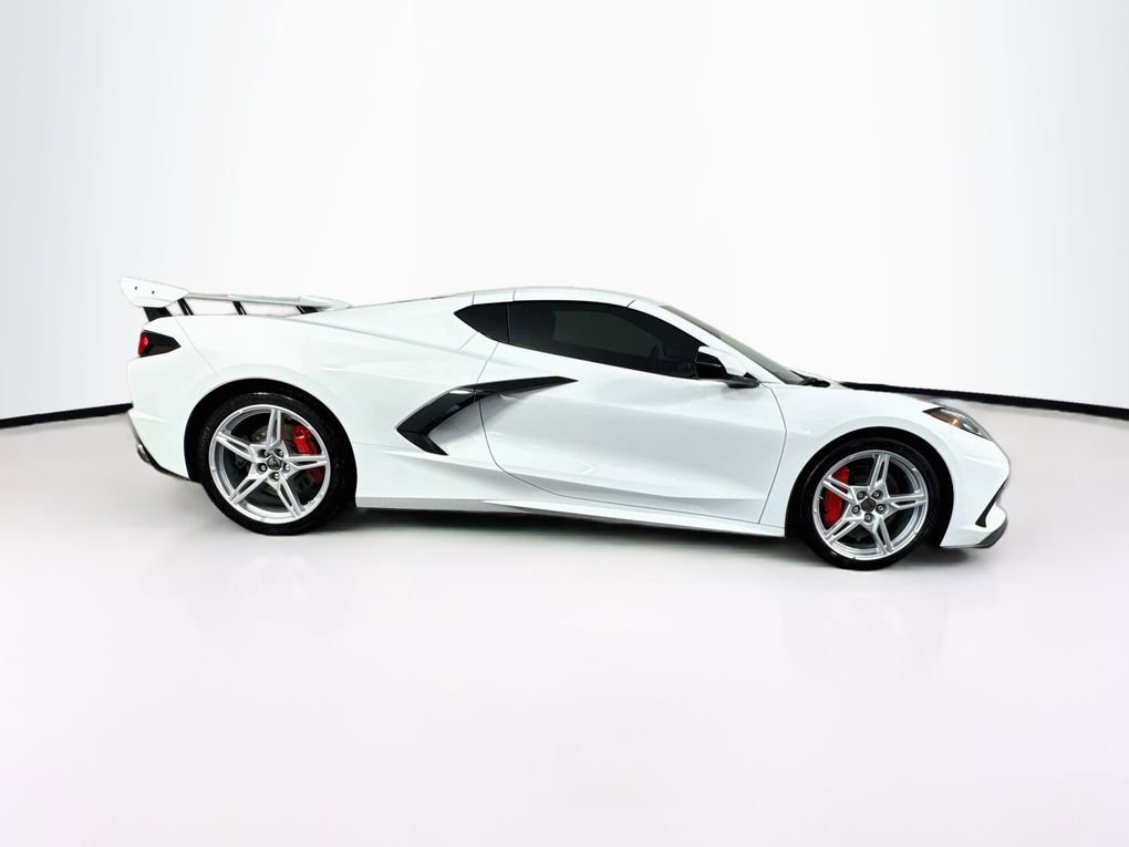 Used 2023 Chevrolet Corvette Stingray Premium Cpe w/ Z51 Performance Package RWD image 11