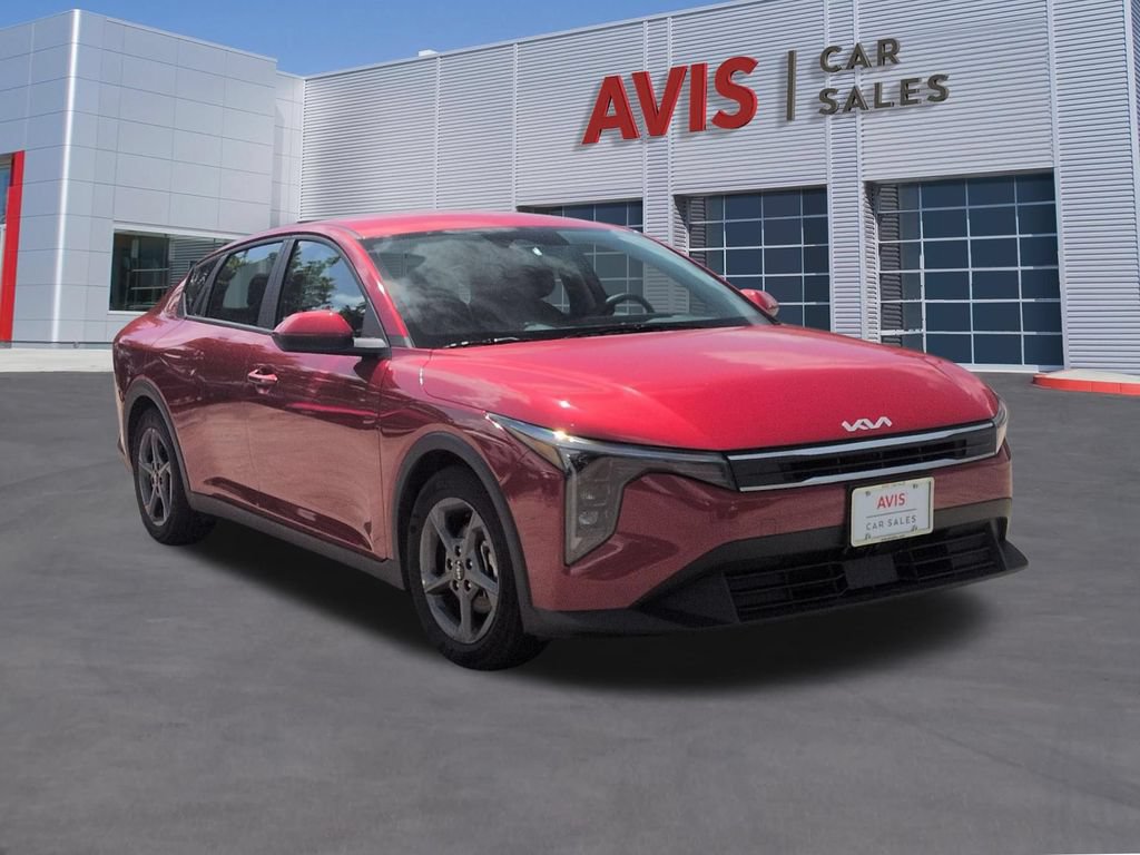 Used 2025 Kia K4 FWD image 3