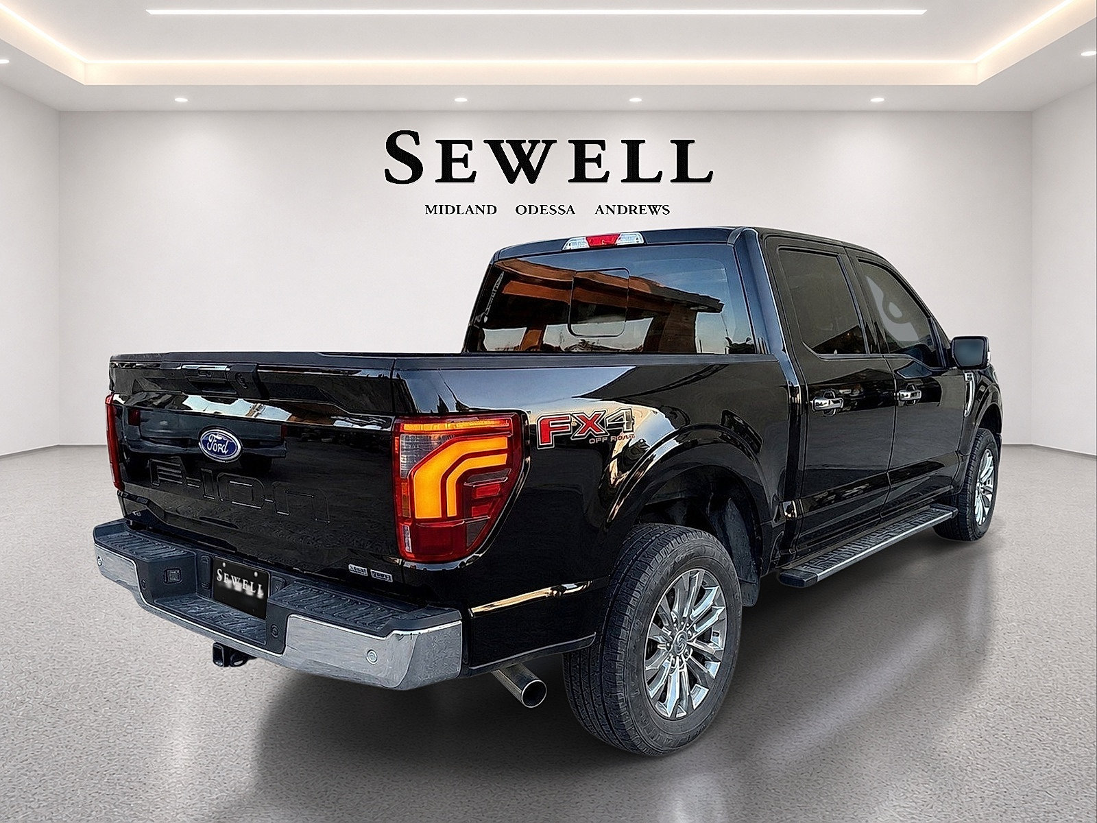 Used 2025 Ford F150 Lariat w/ Equipment Group 501A Mid AWD/4WD image 7