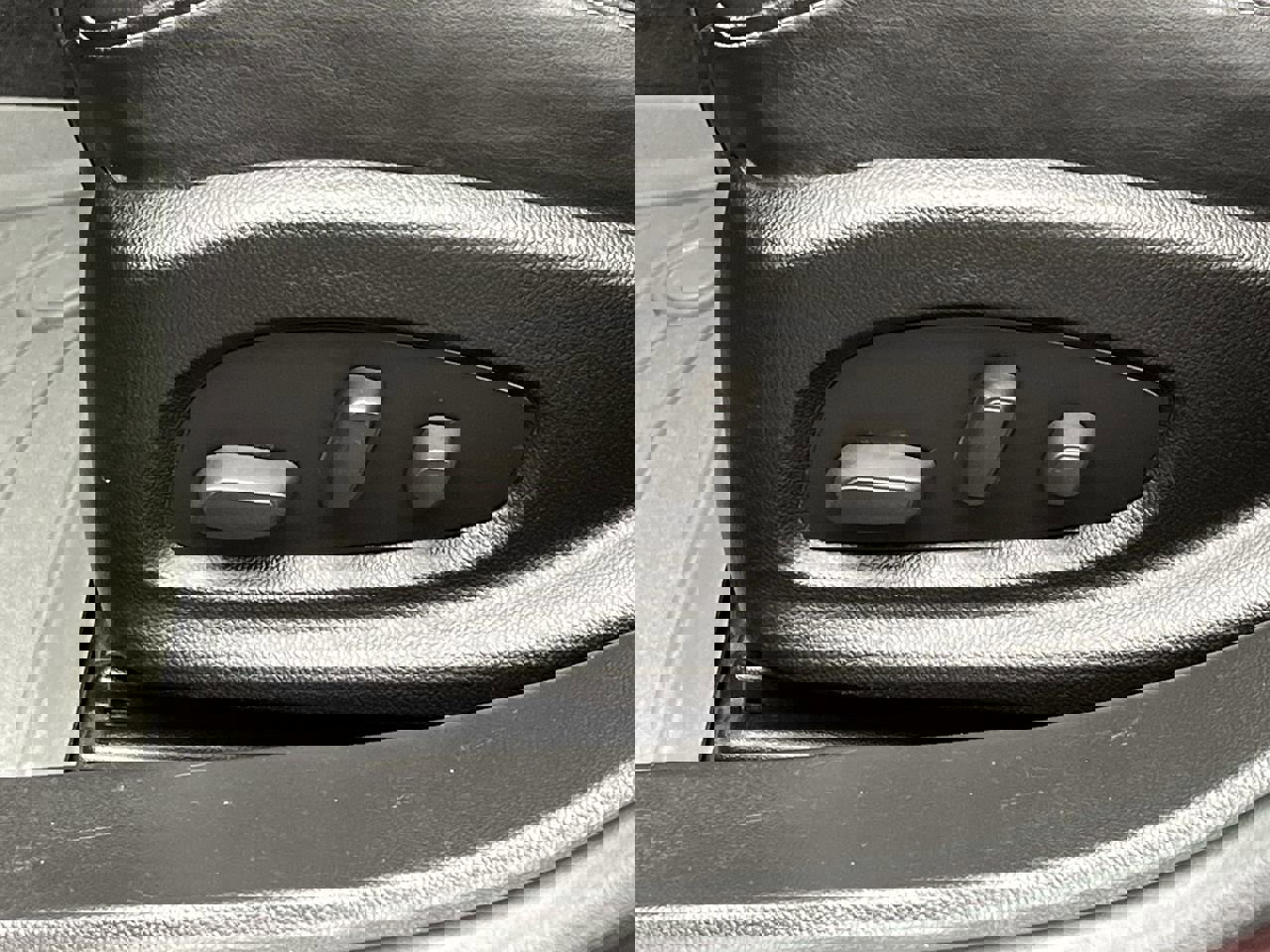 Used 2014 Buick LaCrosse Leather image 9