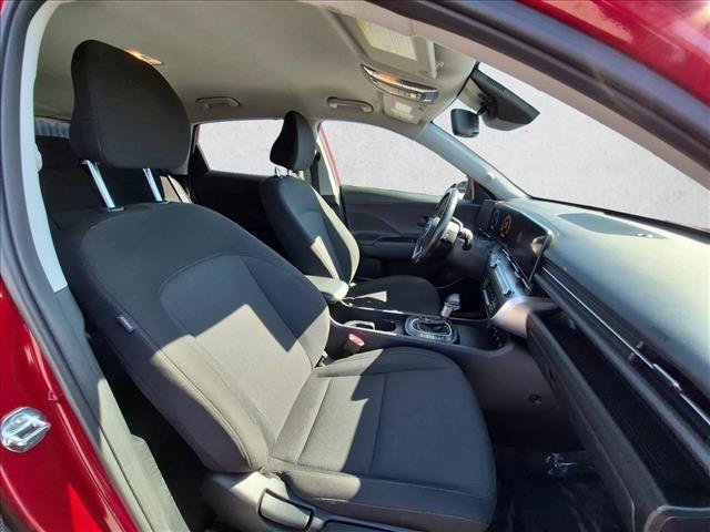 Used 2025 Hyundai Kona SEL FWD image 21