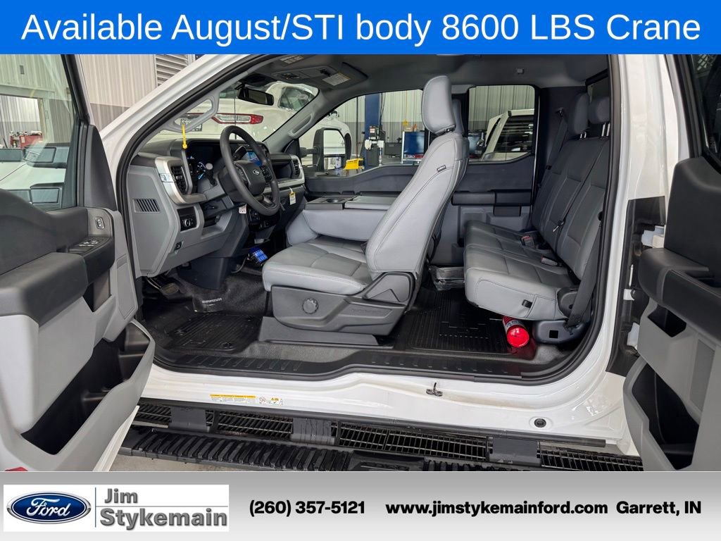 New 2026 Ford F550 4x4 SuperCab Super Duty image 4