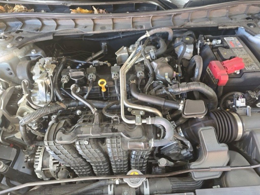 Used 2025 Nissan Altima 2.5 SV FWD image 17