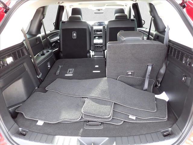 Used 2024 MAZDA CX-90 Plug-In Hybrid w/ Preferred image 8