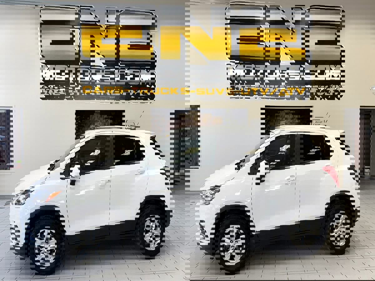 Used 2020 Chevrolet Trax LS w/ Tint and Cruise Package image 4