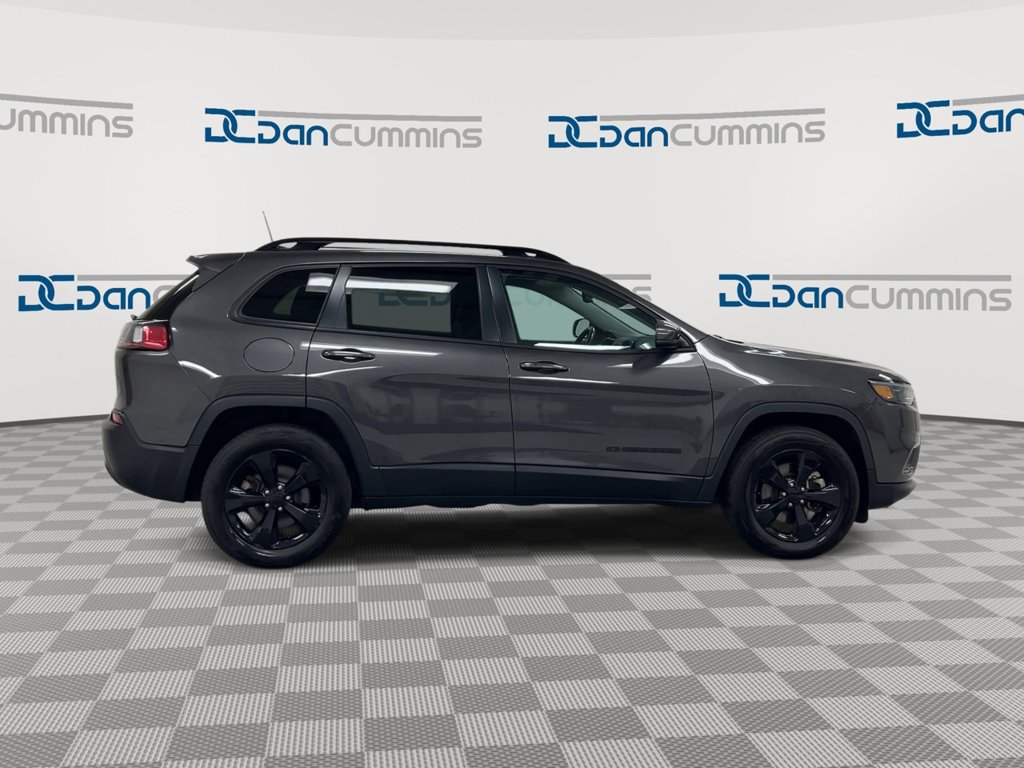 Used 2021 Jeep Cherokee Latitude Plus AWD/4WD image 9