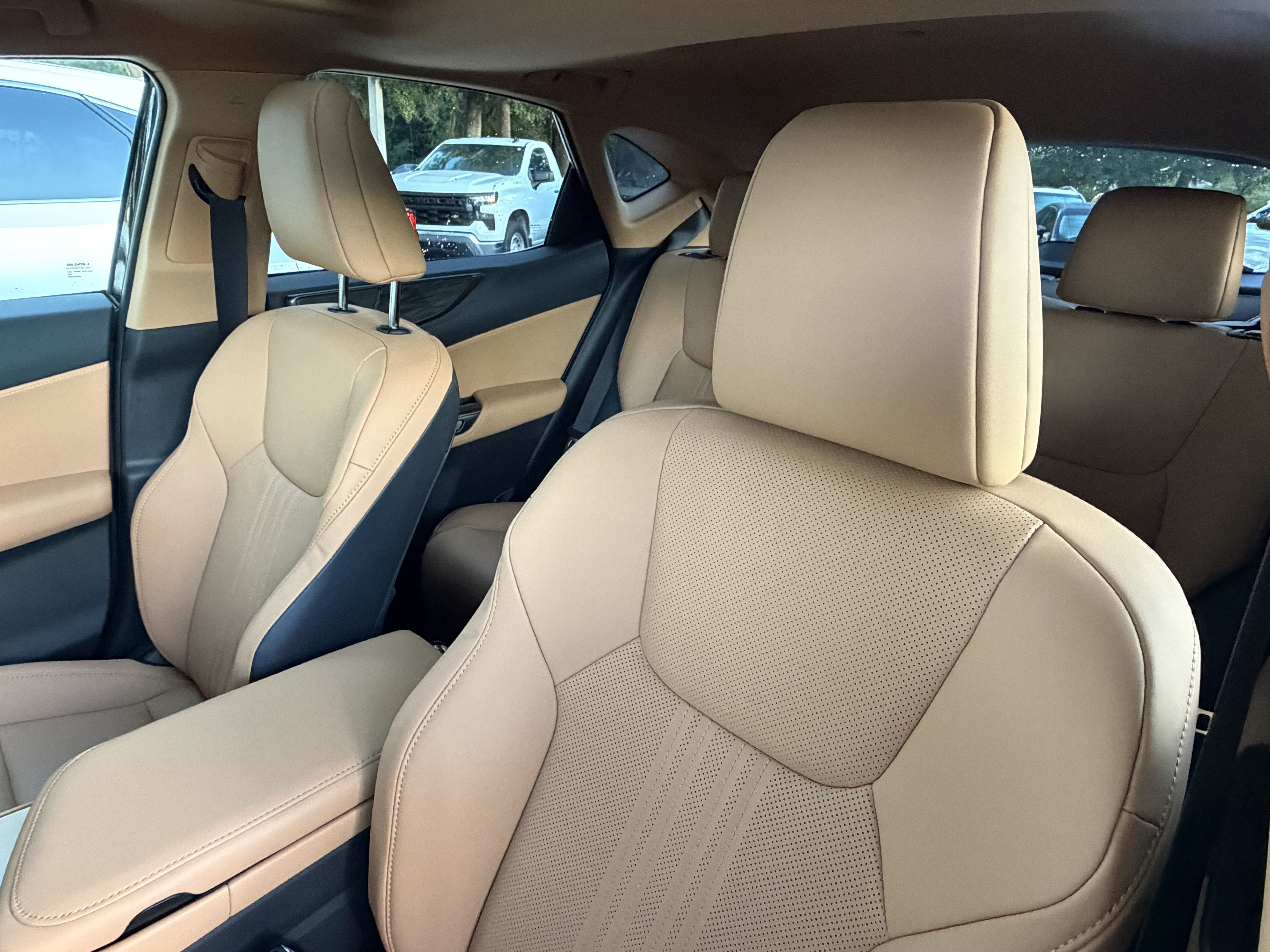Certified 2026 Lexus NX 350 AWD w/ Accessory Package (2T) image 17