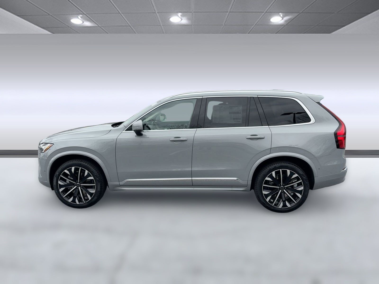 New 2026 Volvo XC90 B6 Ultra image 2