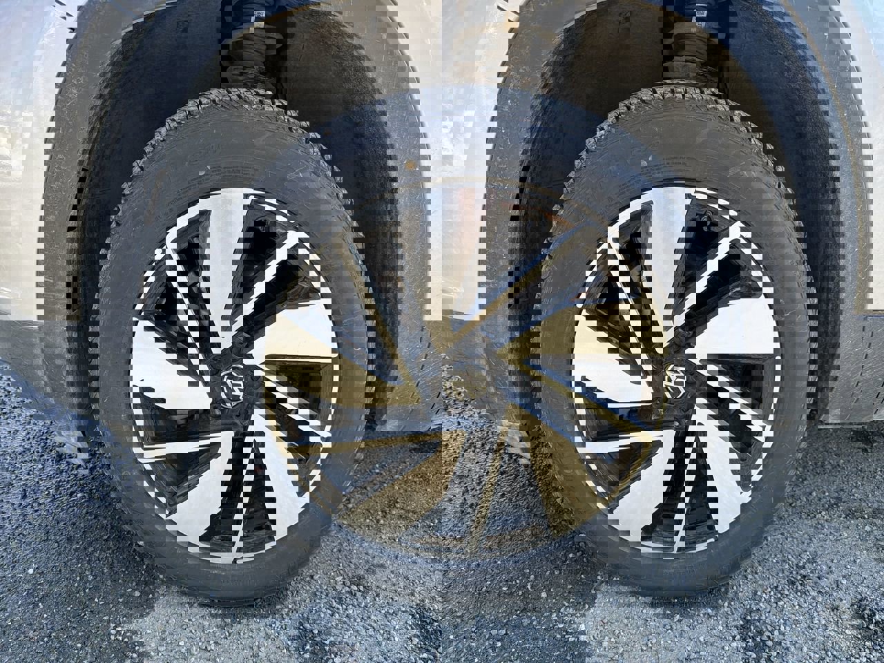 Used 2024 Volkswagen Atlas SE image 10