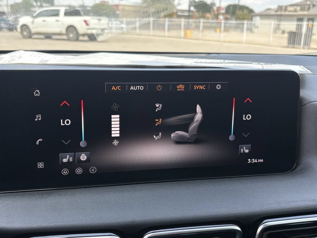 New 2027 Nissan Sentra SR w/ SR Premium Package FWD image 17