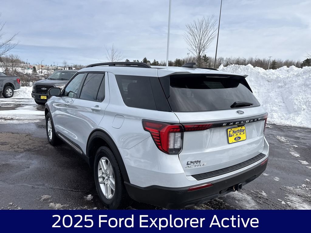 Used 2025 Ford Explorer Active image 9