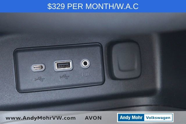 Used 2019 Chevrolet Equinox LT FWD image 38