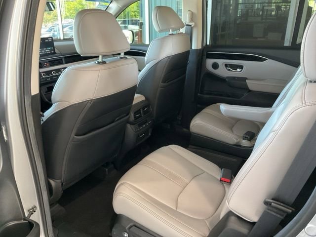 Certified 2024 Honda Pilot EX-L image 16