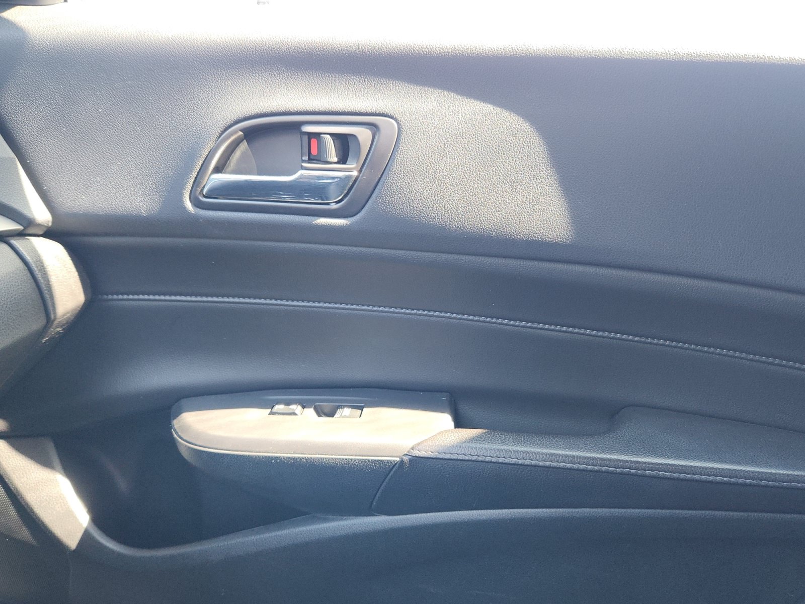 Used 2016 Acura ILX FWD image 16