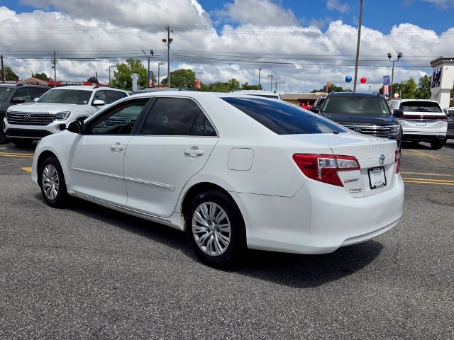 Used 2012 Toyota Camry LE FWD image 9