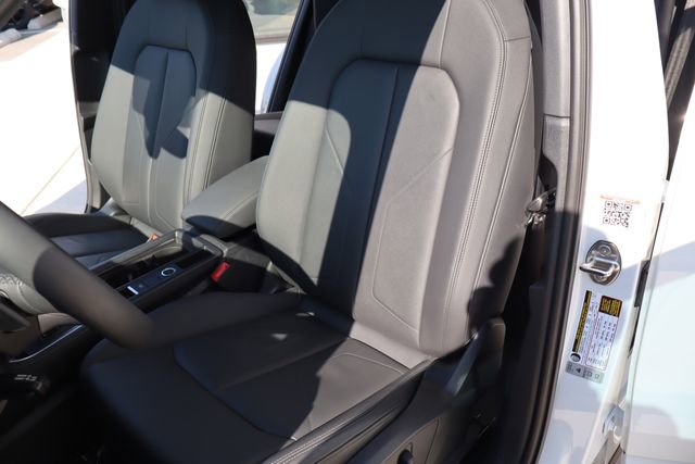 Used 2024 Audi Q3 2.0T Premium Plus image 10