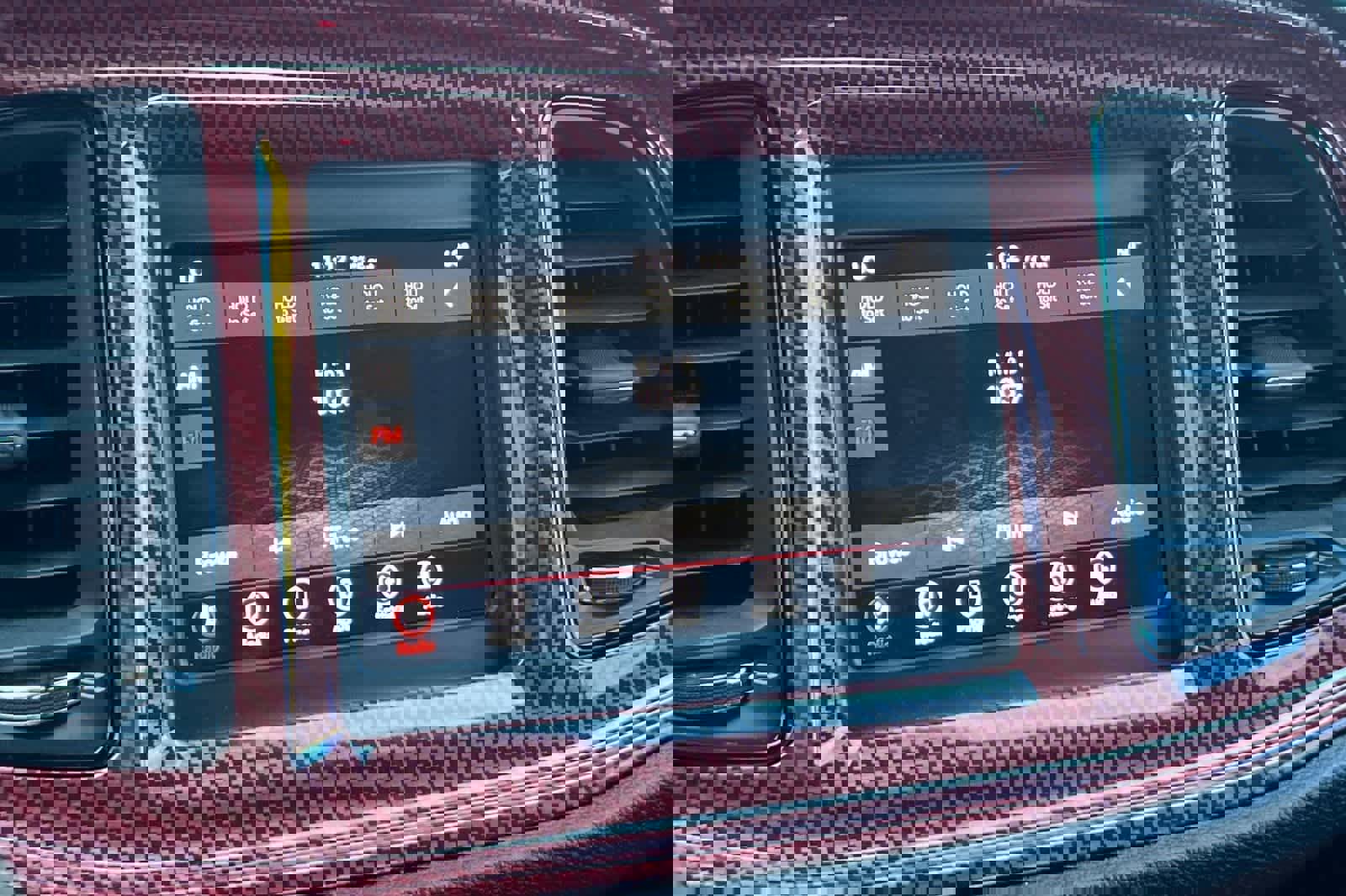 Used 2023 Dodge Challenger SXT w/ Blacktop Package image 18