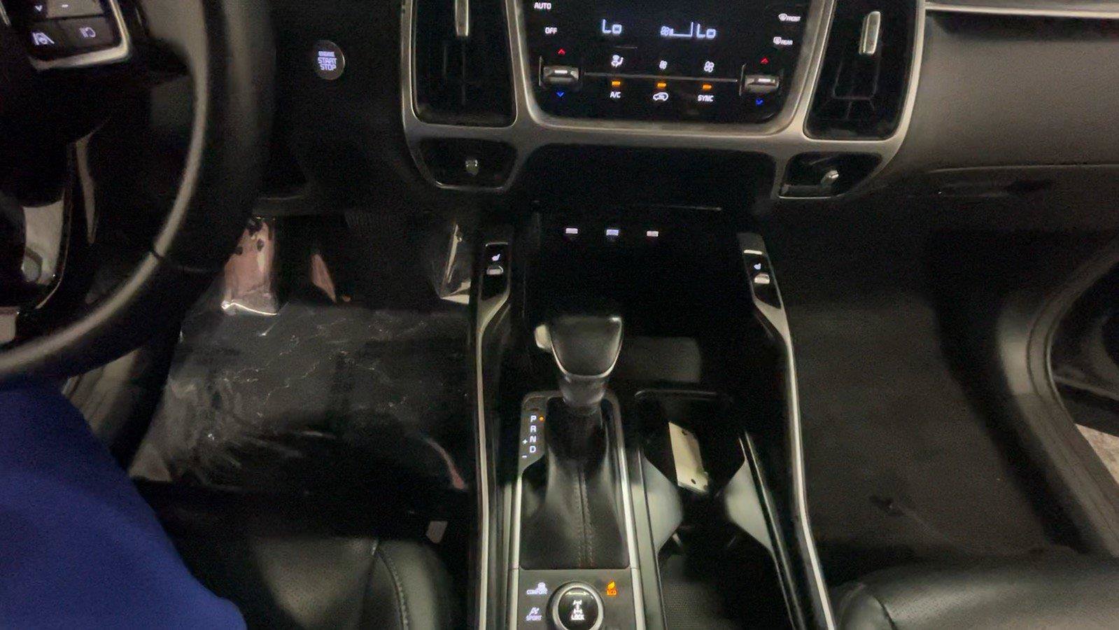 Used 2021 Kia Sorento S w/ Panoramic Sunroof Package AWD/4WD image 34