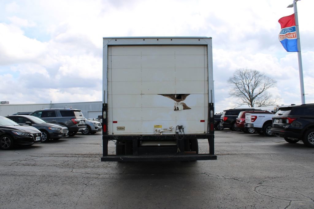 Used 2015 Ford E-350 and Econoline 350 Super Duty image 8