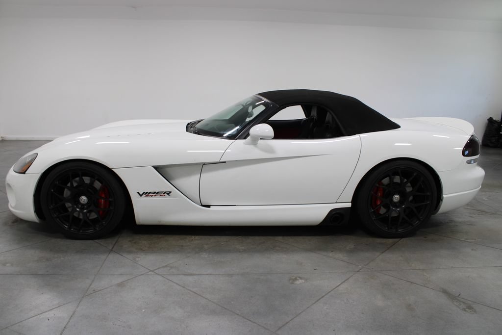 Used 2004 Dodge Viper SRT-10 RWD image 6
