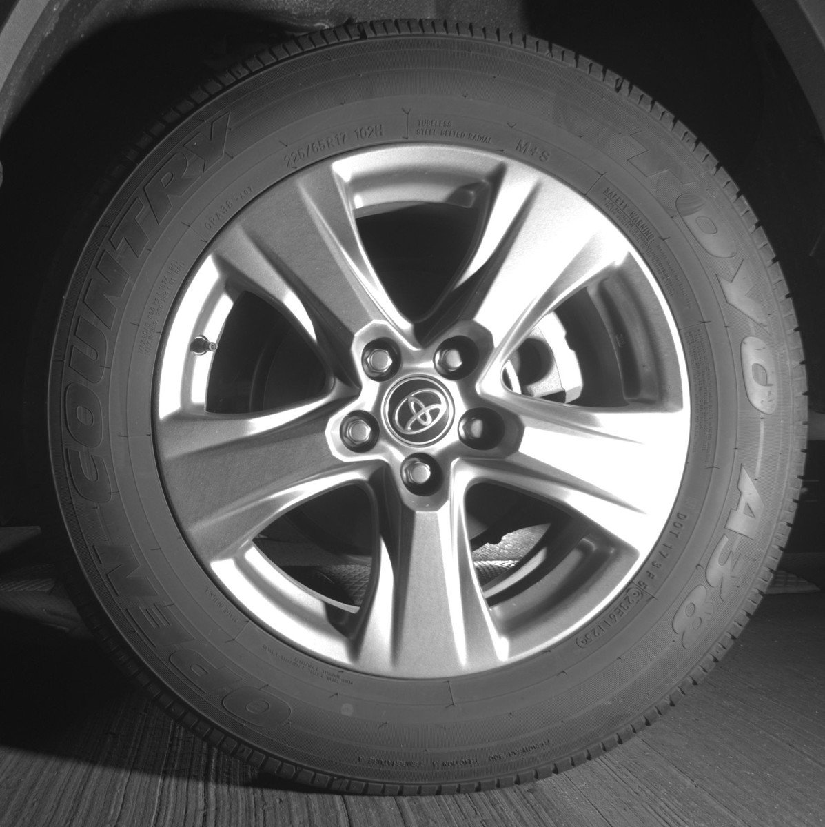 Used 2025 Toyota RAV4 XLE w/ Weather Package FWD image 14