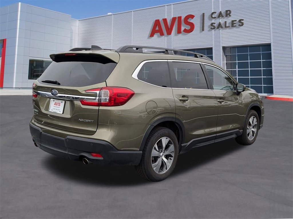 Used 2025 Subaru Ascent Premium image 6