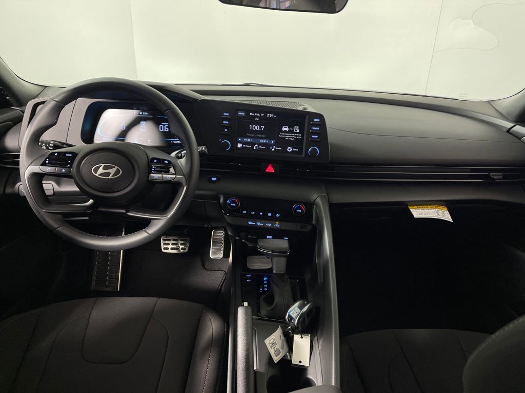 New 2026 Hyundai Elantra Sport image 14