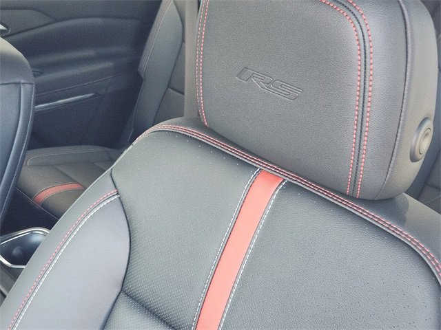 Used 2026 Chevrolet Traverse RS w/ LPO, Floor Liner Package AWD/4WD image 17