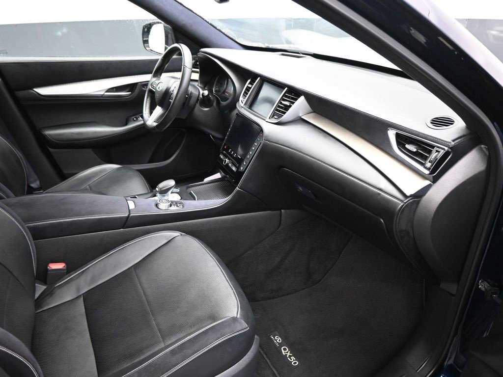 Used 2021 INFINITI QX50 Autograph image 13