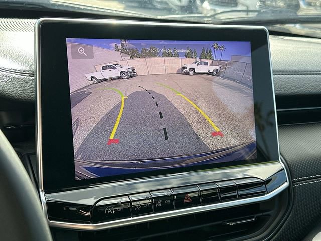 Used 2023 Jeep Compass Altitude image 13