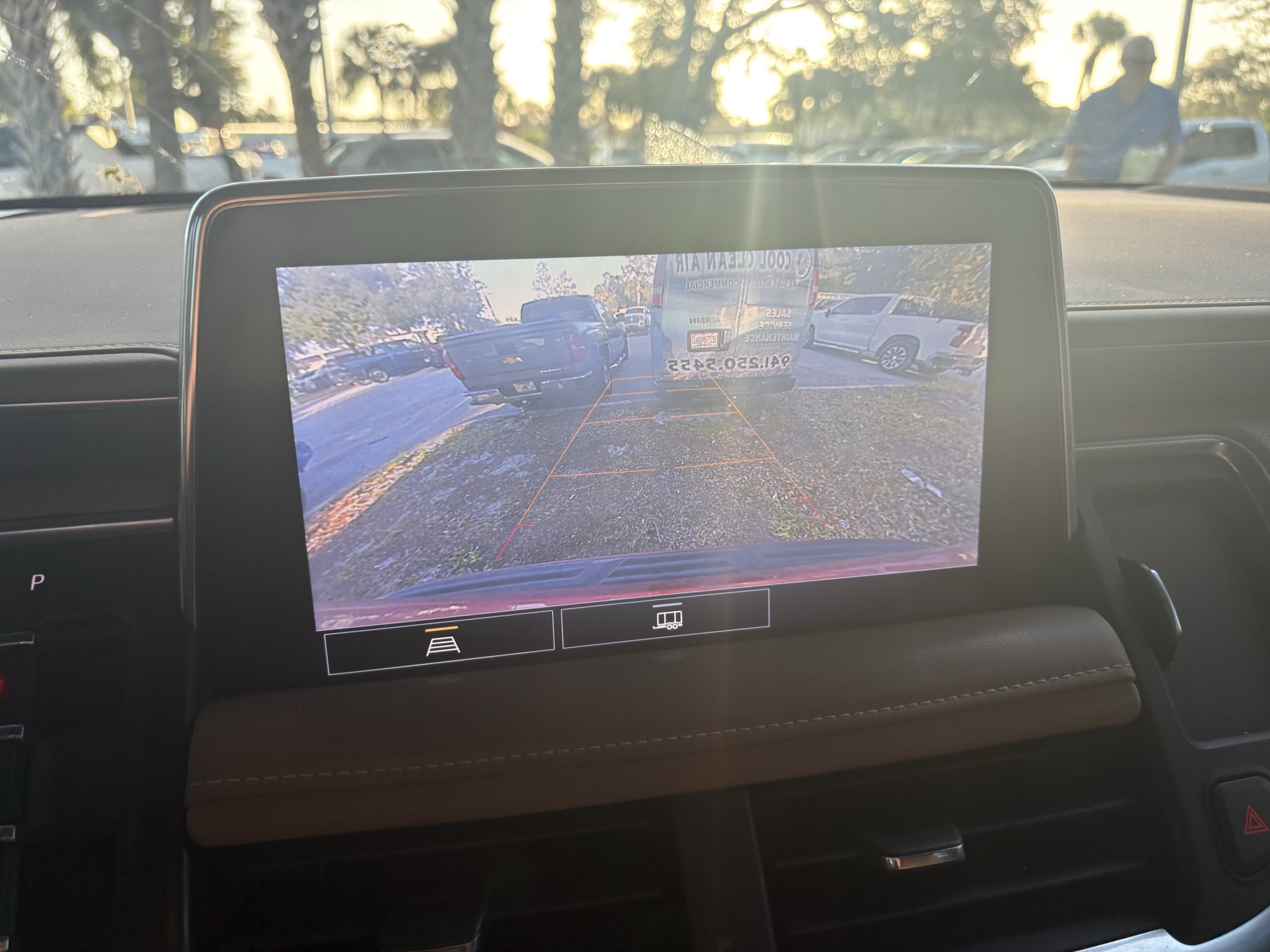 Used 2021 Chevrolet Tahoe Premier AWD/4WD image 12