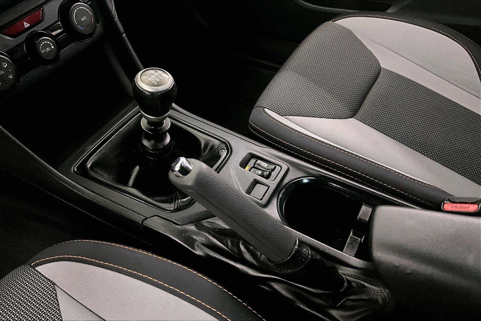 Used 2018 Subaru Crosstrek 2.0i Premium image 16