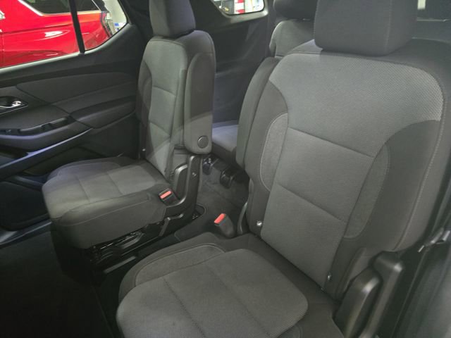 Used 2023 Chevrolet Traverse LT image 18