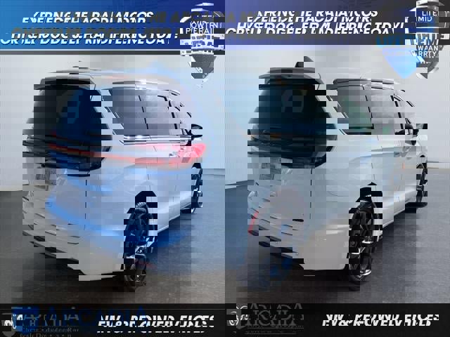 New 2026 Chrysler Pacifica Select image 30