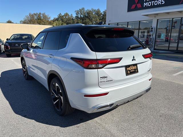 New 2025 Mitsubishi Outlander SEL image 4