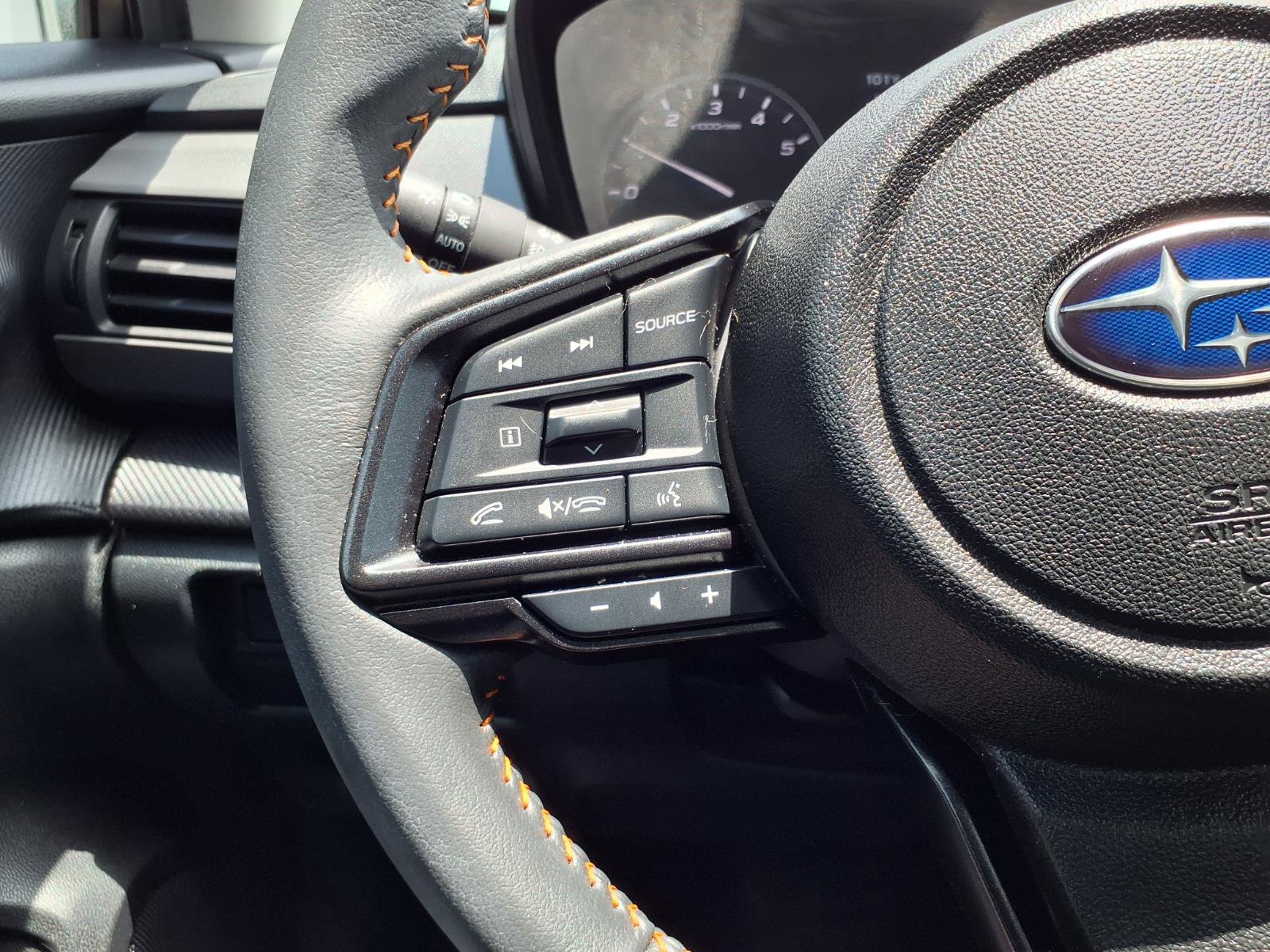 Used 2024 Subaru Crosstrek 2.5i Limited AWD/4WD image 16